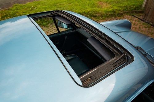 1986 Porsche 911 Carrera Sport Te koop (foto 184 van 250)