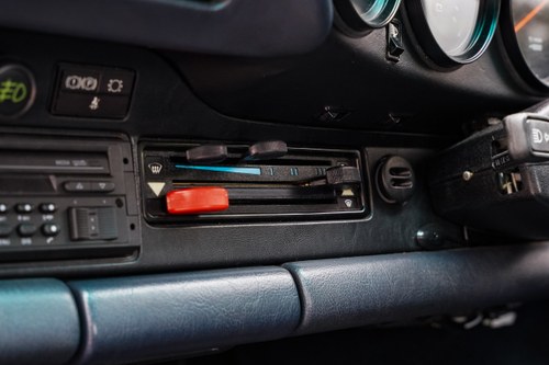 1986 Porsche 911 Carrera Sport Te koop (foto 56 van 250)