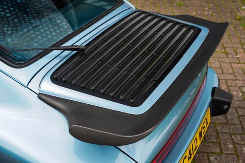 1986 Porsche 911 Carrera Sport Te koop (foto 156 van 250)