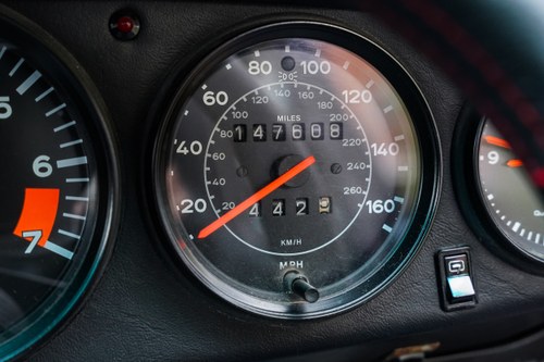 1986 Porsche 911 Carrera Sport Te koop (foto 48 van 250)