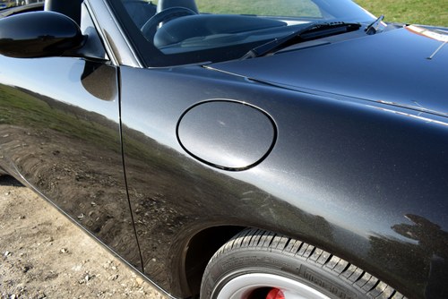 2001 Porsche 911 Carrera 2 Cabriolet (996) In vendita (immagine 63 di 130)