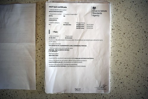 2001 Porsche 911 Carrera 2 Cabriolet (996) In vendita (immagine 106 di 130)