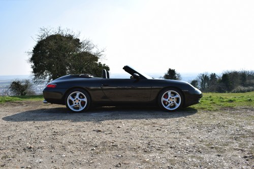 2001 Porsche 911 Carrera 2 Cabriolet (996) In vendita (immagine 5 di 130)