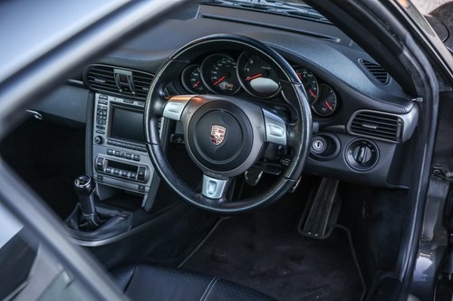 2005 Porsche 997.1 911 Carrera 2 Manual For Sale (picture 13 of 100)