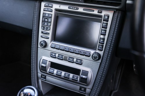 2005 Porsche 997.1 911 Carrera 2 Manual For Sale (picture 21 of 100)