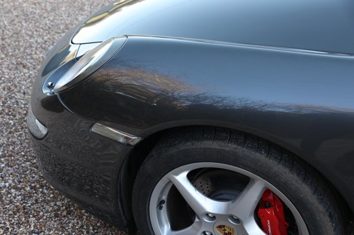 2005 Porsche 997.1 911 Carrera 2 Manual For Sale (picture 72 of 100)