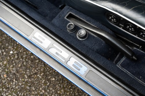 1986 Porsche 928 S4 Te koop (foto 81 van 168)