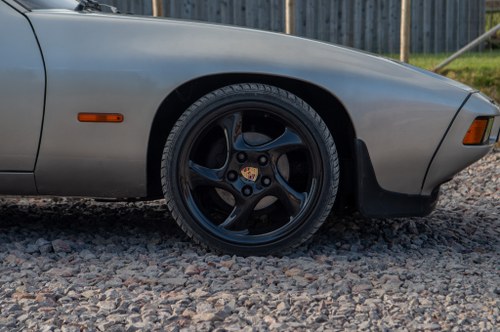 1983 Porsche 928S In vendita (immagine 14 di 84)