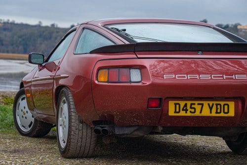 1986 Porsche 928 S2 Auto à venda (imagem 128 de 205)