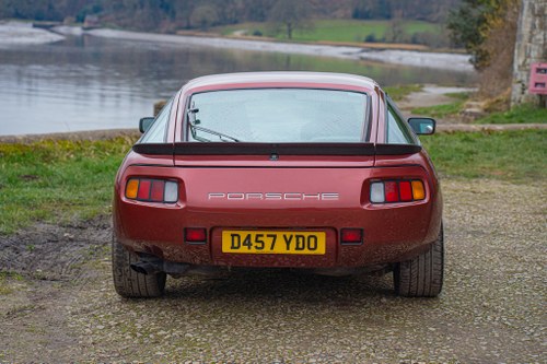 1986 Porsche 928 S2 Auto à venda (imagem 12 de 205)