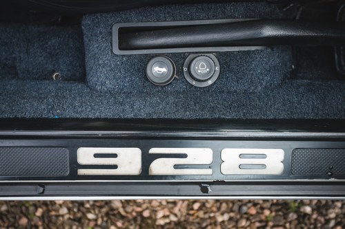 1989 Porsche 928 S4 In vendita (immagine 35 di 62)