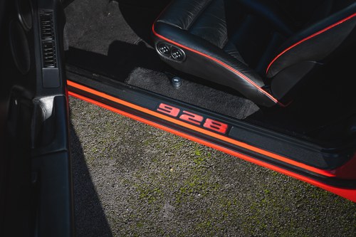 1989 Porsche 928 S4 For Sale (picture 25 of 60)