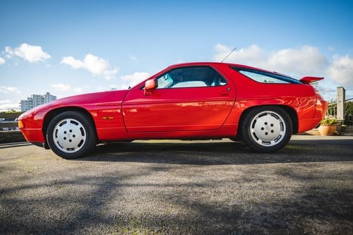 1989 Porsche 928 S4 For Sale (picture 3 of 60)