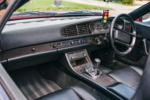 1989 Porsche 944 Cabriolet S2 à vendre (picture 24 of 141)