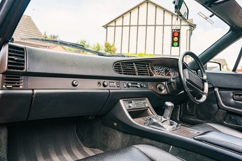 1989 Porsche 944 Cabriolet S2 à vendre (picture 23 of 141)