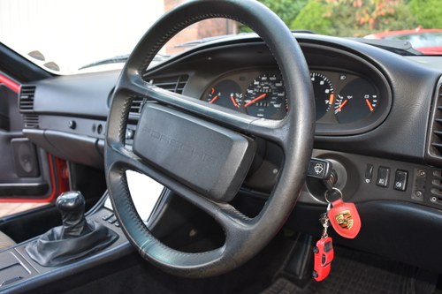 1989 Porsche 944 Lux zum Verkauf (Bild 48 von 136)