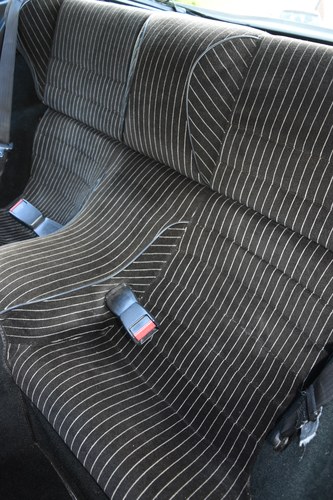 1989 Porsche 944 Lux zum Verkauf (Bild 41 von 136)