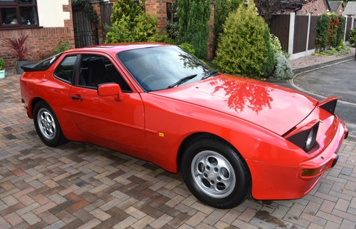 1989 Porsche 944 Lux zum Verkauf (Bild 1 von 136)