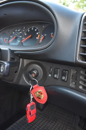 1989 Porsche 944 Lux zum Verkauf (Bild 47 von 136)