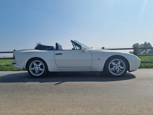 1992 Porsche 944 S2 Cabriolet For Sale (picture 9 of 99)