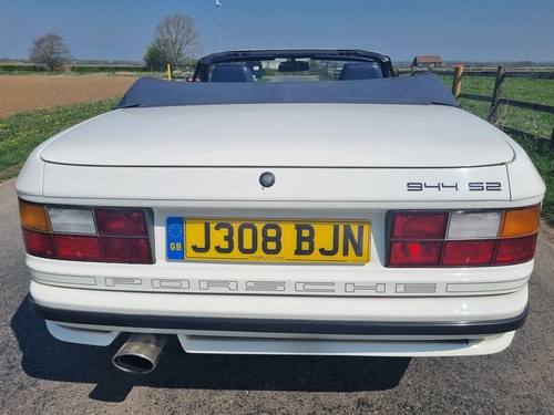 1992 Porsche 944 S2 Cabriolet For Sale (picture 8 of 99)