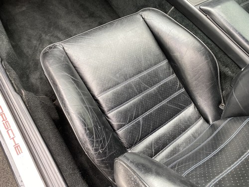 1990 Porsche 944 S2 Te koop (foto 81 van 232)