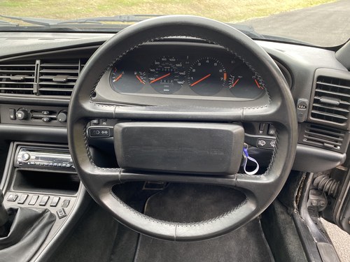 1990 Porsche 944 S2 Te koop (foto 31 van 232)
