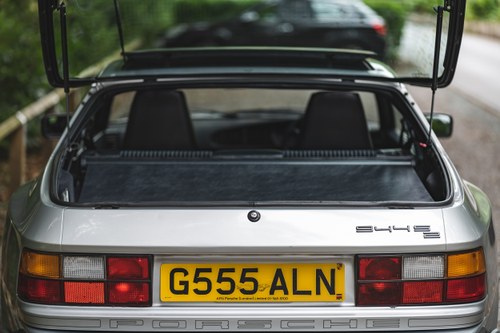 1990 Porsche 944 S2 In vendita (immagine 47 di 113)
