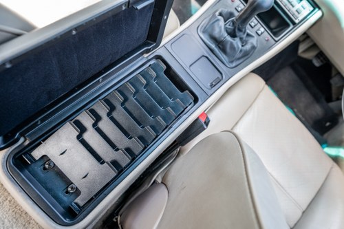 1987 Porsche 944 Turbo à vendre (picture 40 of 159)