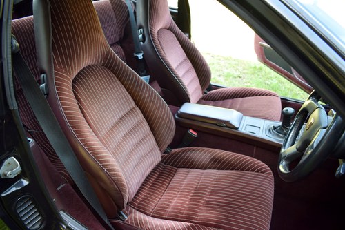 RESERVE LOWERED - 1988 Porsche 944 Turbo For Sale (picture 23 of 93)