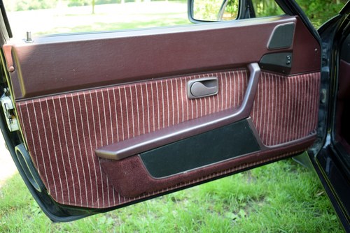 RESERVE LOWERED - 1988 Porsche 944 Turbo For Sale (picture 34 of 93)