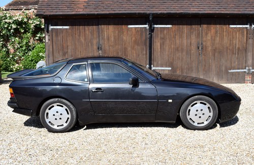 RESERVE LOWERED - 1988 Porsche 944 Turbo For Sale (picture 9 of 93)
