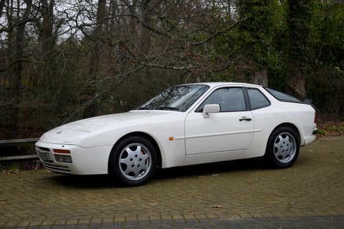 1990 Porsche 944 Turbo In vendita (immagine 7 di 170)