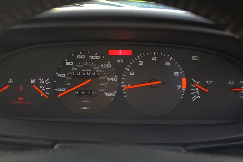 1987 Porsche 944 till salu (bild 64 av 154)