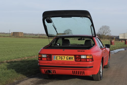 1987 Porsche 944 till salu (bild 92 av 154)