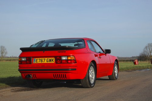 1987 Porsche 944 till salu (bild 22 av 154)