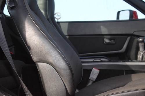 1987 Porsche 944 till salu (bild 90 av 154)