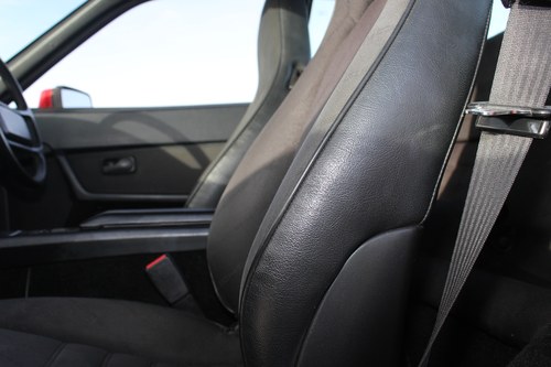 1987 Porsche 944 till salu (bild 32 av 154)