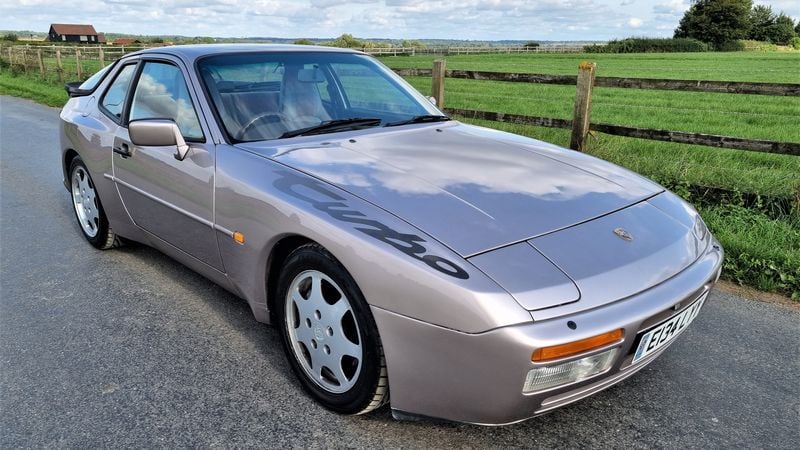 1988 Porsche 944 Turbo S (Silver Rose Edition) For Sale (picture 1 of 67)