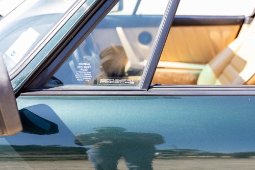 1989 Porsche 964 Cabriolet zum Verkauf (Bild 49 von 79)