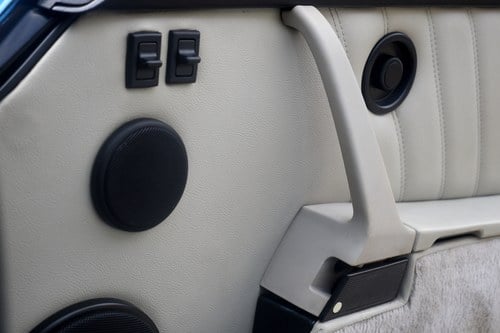 1990 Porsche 911 (964) Carrera 4 cabriolet à venda (imagem 45 de 144)