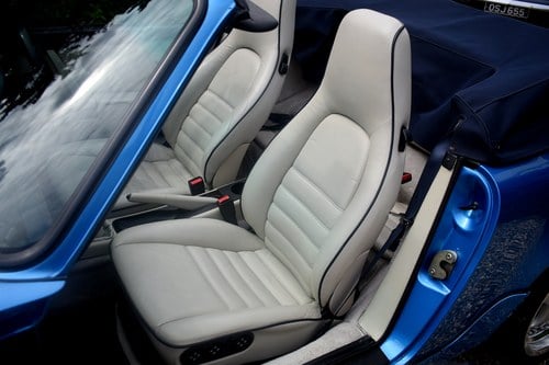 1990 Porsche 911 (964) Carrera 4 cabriolet à venda (imagem 29 de 144)