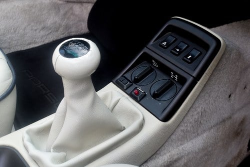 1990 Porsche 911 (964) Carrera 4 cabriolet à venda (imagem 43 de 144)