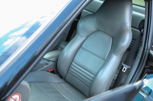 2000 Porsche 996 Carrera 4 (Manual) à vendre (picture 45 of 76)