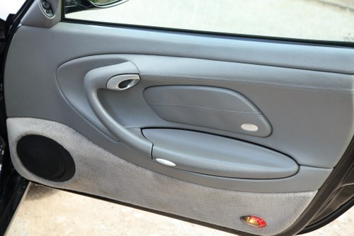 2000 Porsche 996 Carrera 4 (Manual) à vendre (picture 36 of 76)