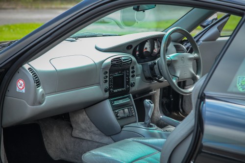 2000 Porsche 996 Carrera 4 (Manual) à vendre (picture 39 of 76)
