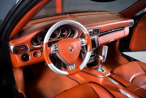 2007 Porsche 911 (997) Carrera 'Sunroof' Coupe 3.6-litre LHD In vendita (immagine 31 di 46)