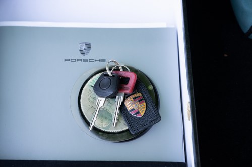 1973 Porsche 911 Targa 2.7-litre (1974MY) In vendita (immagine 181 di 184)