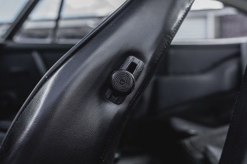 1974 Porsche 911 Coupé 2.7-litre (LHD) In vendita (immagine 39 di 150)