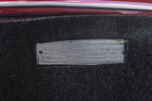 1974 Porsche 911 Coupé 2.7-litre (LHD) In vendita (immagine 76 di 150)